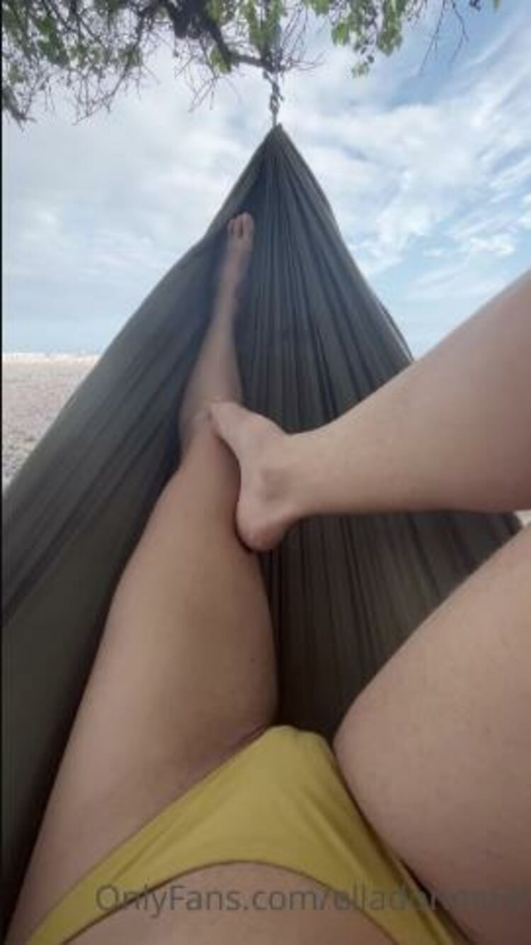 EllaDonna - elladonna69 / Onlyfans Elladonna - let tease in my hammock 25-04-2022 - Teasing