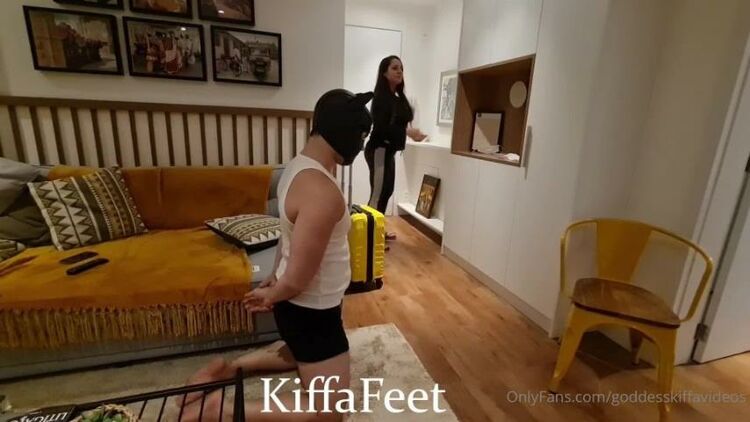 Goddess Kiffa - goddesskiffavideos / Onlyfans Goddesskiffavideos - cuckold cum lick ep part kiffa sucks delivery boy while cuck sucks her feet foot w 24-07-2021 - OnlyFans