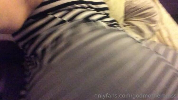 Godmotherofass / Onlyfans - fat ass shaking in striped tube dress 22-04-2019 - Shaking