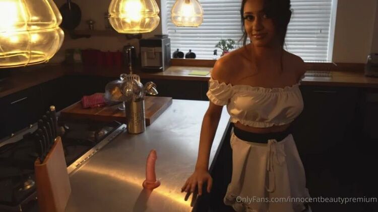 Kayla Kapoor Premium - innocentbeautypremium / Onlyfans Innocentbeautypremium - this is the preview for my minutes long naughty maid video im just a good little maid 20-05-2021 - OnlyFans