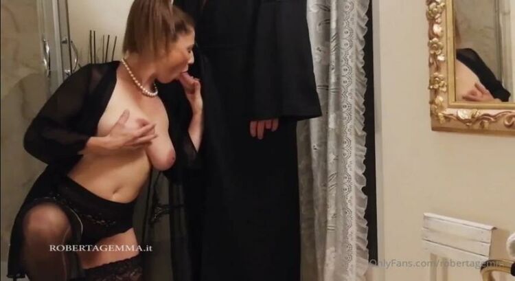 OnlyFans.com - Roberta-Gemma - Manichino di carne con funzione App.....vediamo la funzione [FullHD 1080p]