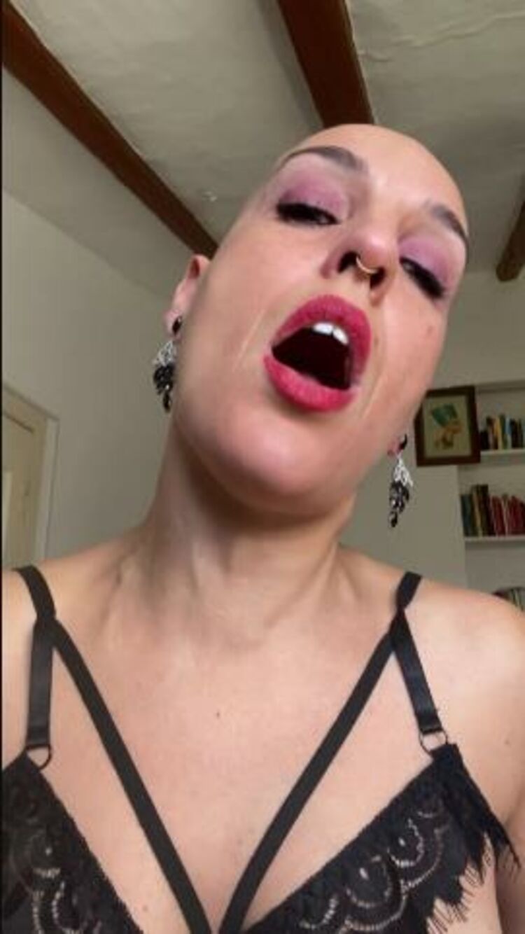 emprexkala / Manyvids Sensual masturbation - neck veins poppin - Masturbation