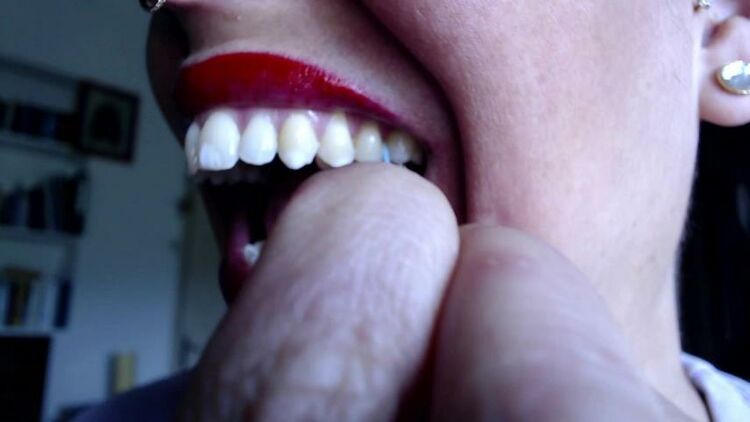 emprexkala / Manyvids Tooth picking - Manyvids