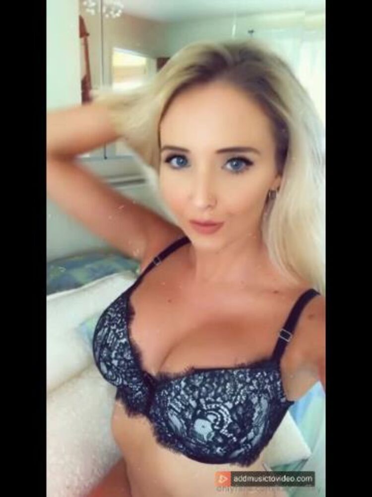 Katy Coffey / Onlyfans Katycoffey - in the land of gods and monsters i was an angel looking to get 22-05-2019 - OnlyFans