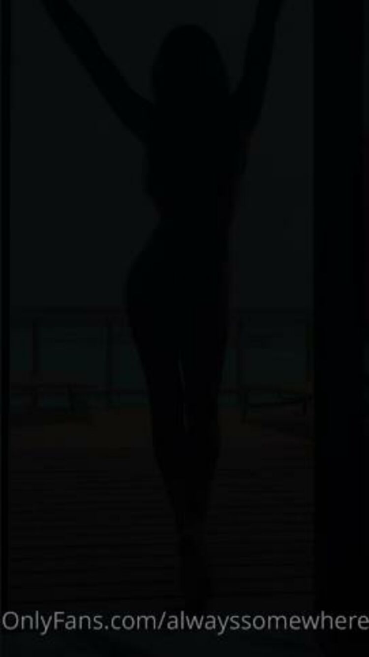 Mariarty - anotherwebgirl / Onlyfans Anotherwebgirl - silhouette dancing for you 06-02-2021 - OnlyFans