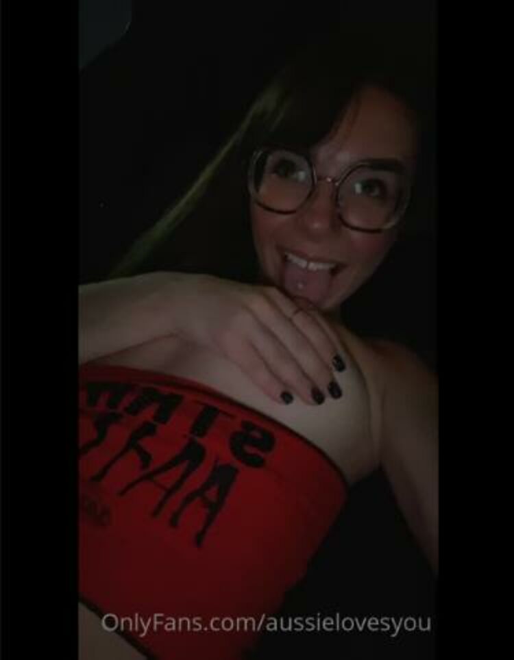 AU$$IE - aussielovesyou / Onlyfans Aussielovesyou - driving around tits out 11-07-2021 - OnlyFans