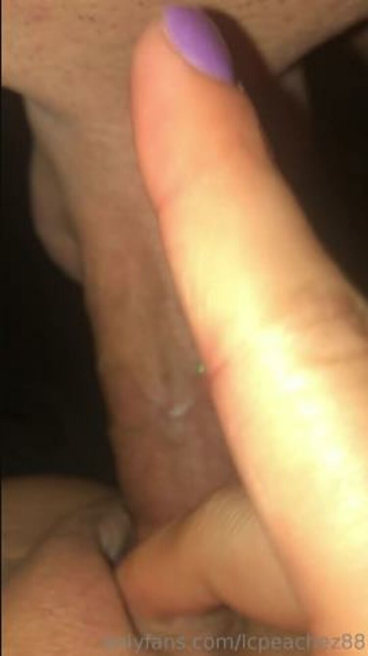 lcpeachez88 26-05-2019 Fuuuuck Me I Love Dick