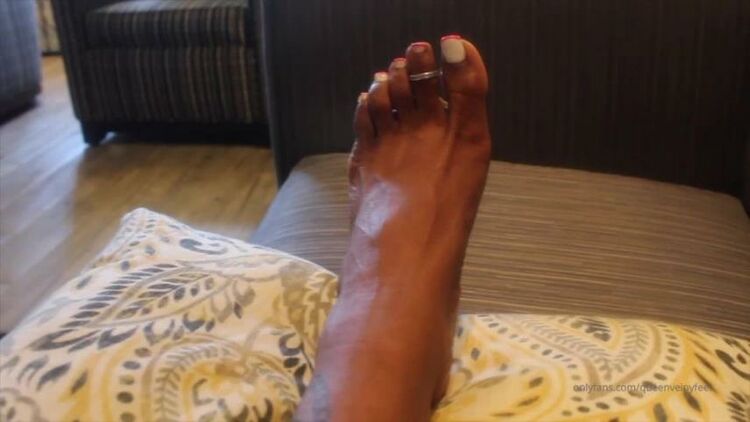 QueenVeinyFeet 0609  – 22