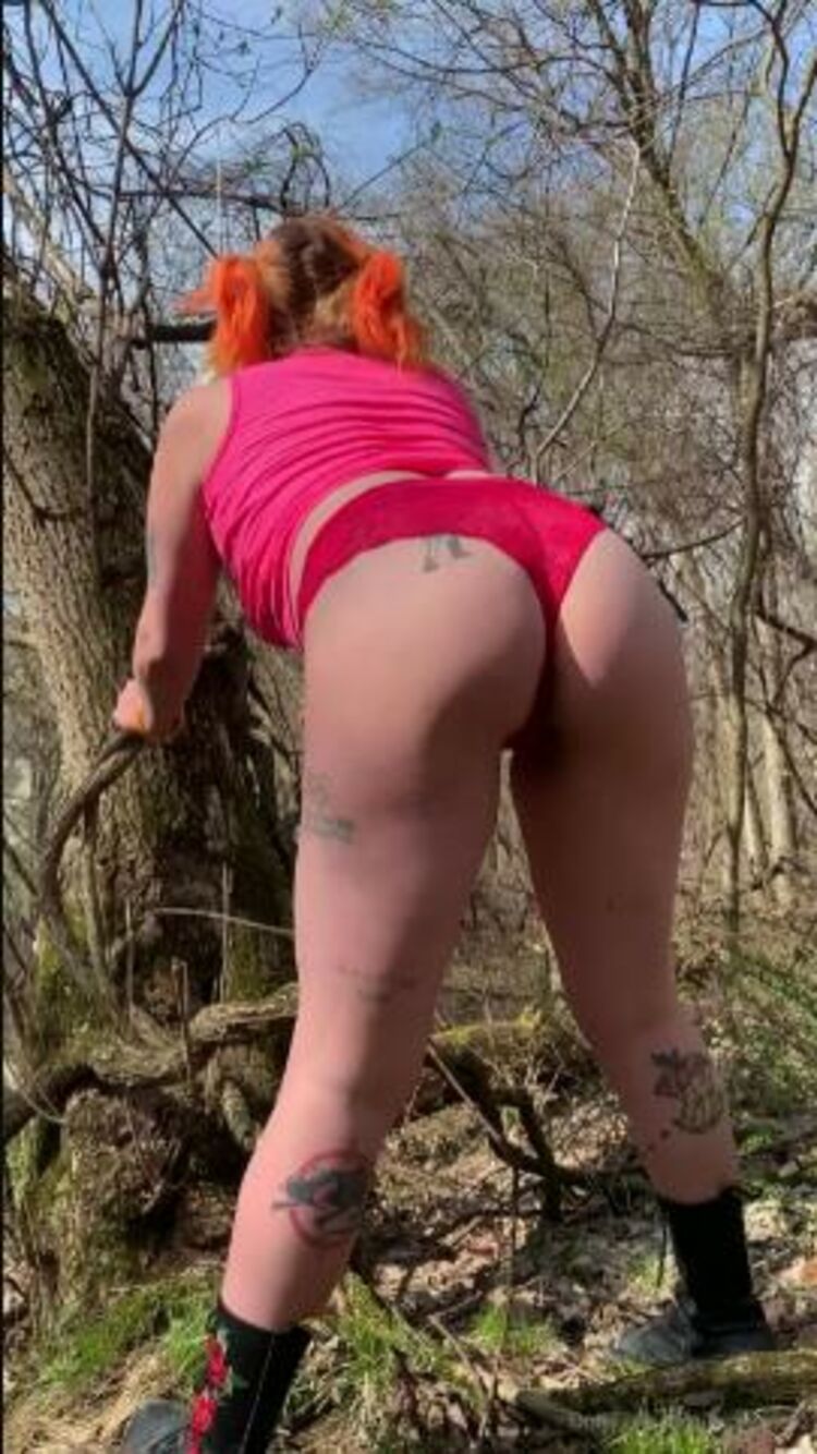 Leif Ostara / Onlyfans Leifegreenz - heres a little vid from after i squirted all over the local wilderness hehe excited to 27-04-2020 - Fetish