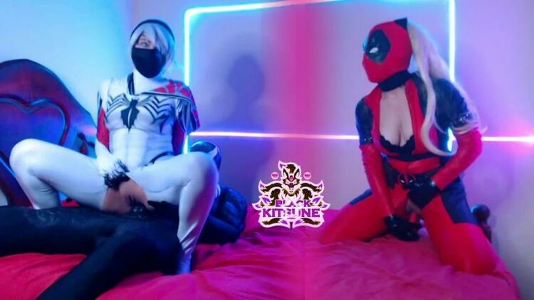 Onlyfans.com - Black Kitsune - Gwen VS Lady Deadpool VS Venom [FullHD 1080p]