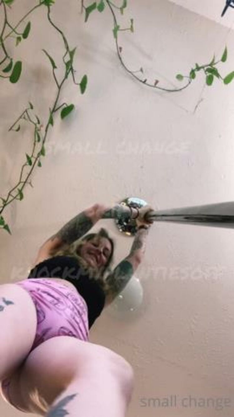 Smallx69change / Onlyfans Smallxchange - having fun on the pole full version and edited 23-11-2021 - Sixtynine