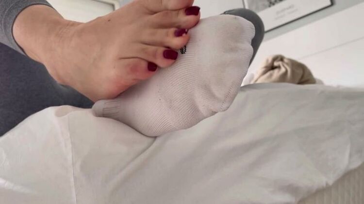 Goddess Grazi - JOI - My Sweaty And Stinky Socks Take Your Cum After Gym - Shoes Fetish Pov