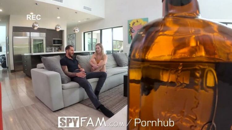 Spyfam step sister gets the rough fuck she deserves - Sister