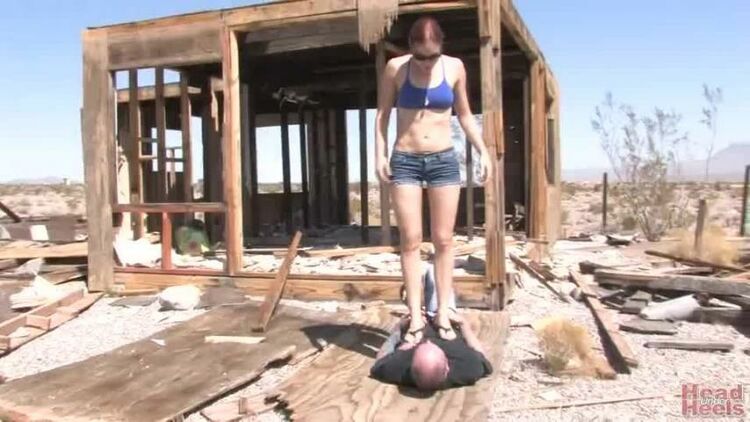 Head Under Heels – Jolene wants to get into the house flipping game – Trampling, High Heels