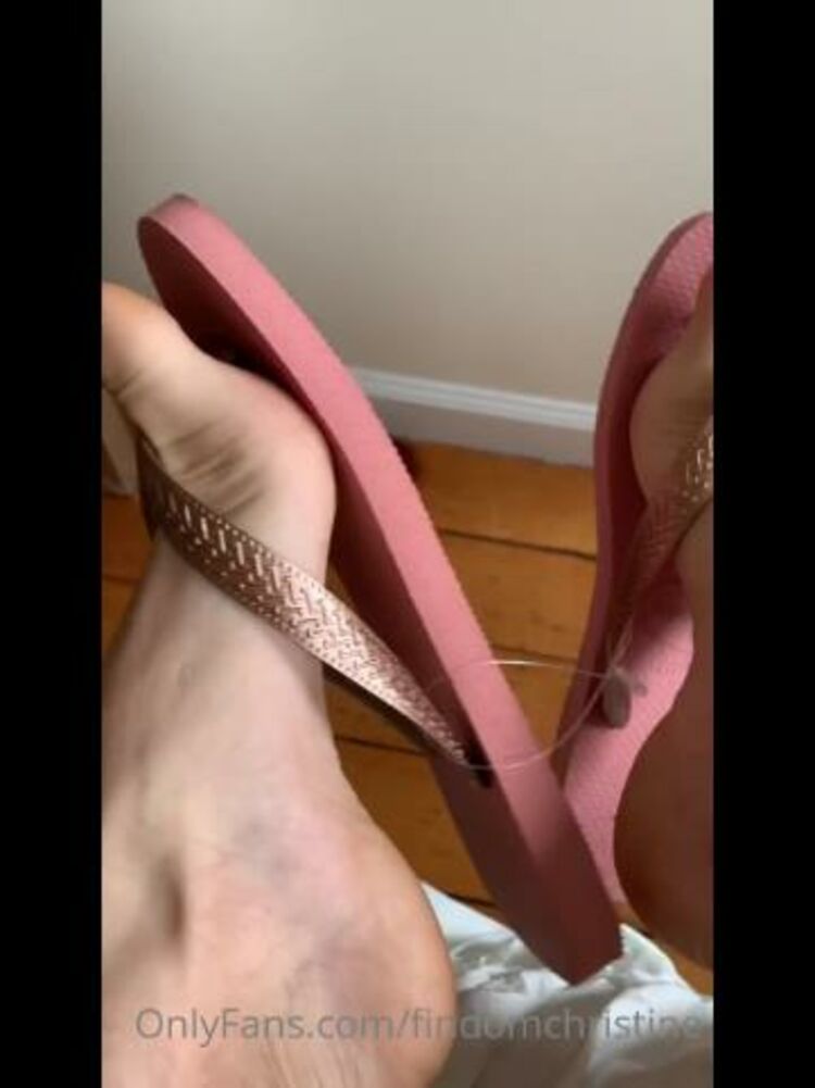 findomchristine 18-05-2020 Loving these flip flops from my wishlist slave. Ke