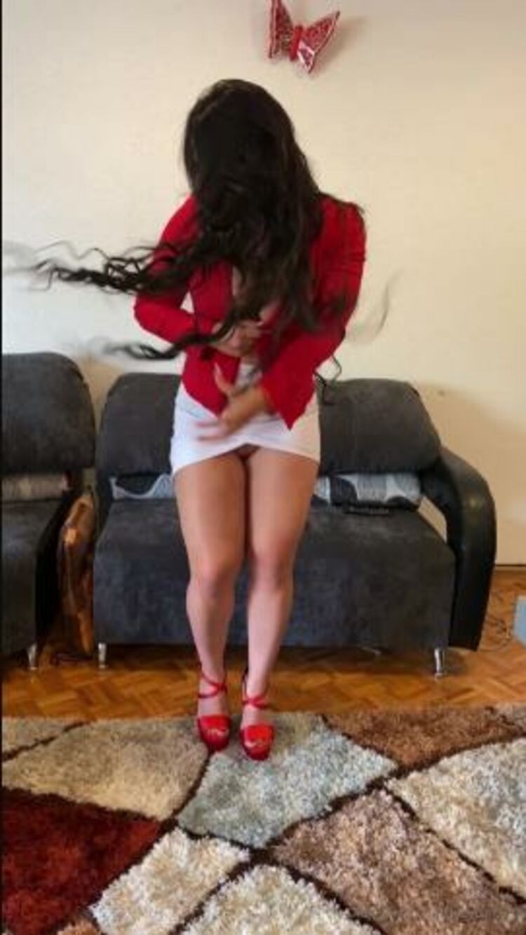 Ashley Carolina / Onlyfans Ashleycarolina - quieres que suba la otra parte del vdeo papi un baile rico para ti para que juegues co 13-04-2020 - Fetish