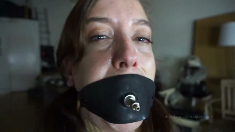 Bondage Liberation: Elise Graves Suffering For You