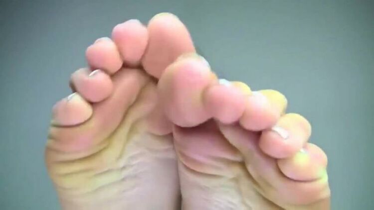 Goddess Jessica - Shapely French Tipped Feet