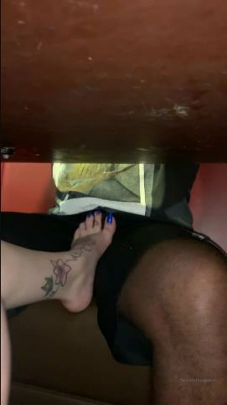 sweetesthangsfeet 29 02 2020 23886291 started teasing him at the restaurant mmmhmmmm