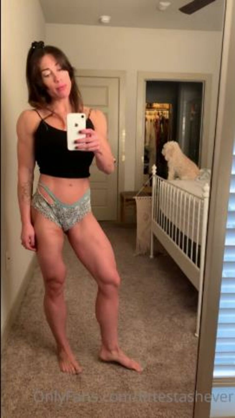 Ashley Lakomowski - fittestashever / Onlyfans Fittestashever - happy halloween eve 30-10-2020 - Fitness