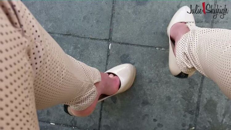 Julie Skyhigh, Pantyhose, Stockings, Leggings - Beige leather pant busstop with beige heels MPEG4 [foot fetish]