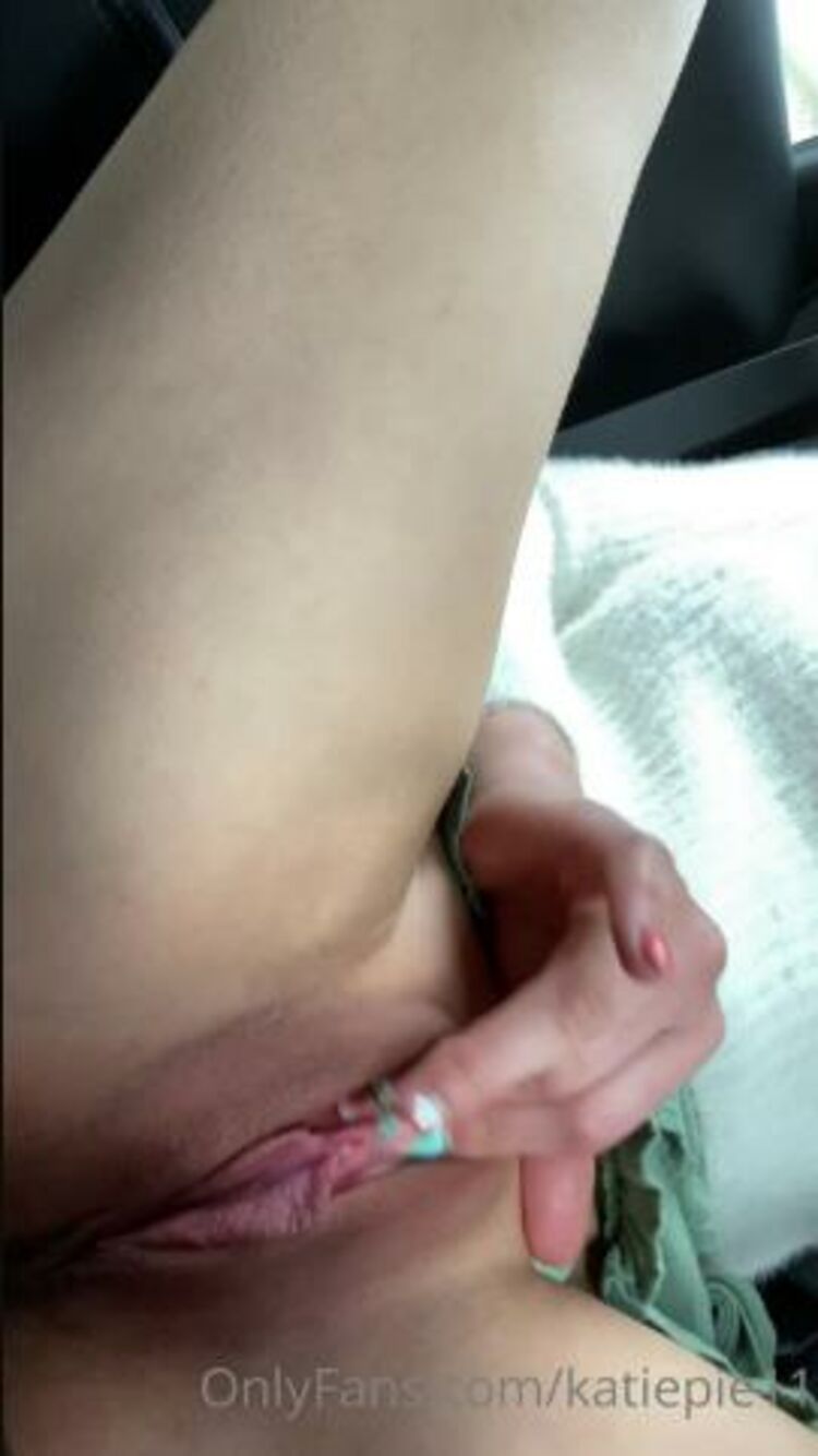 Katie Pie - katiepie11 / Onlyfans Katiepie - a little bit of fun in the car never hurt nobody 14-09-2020 - Fetish