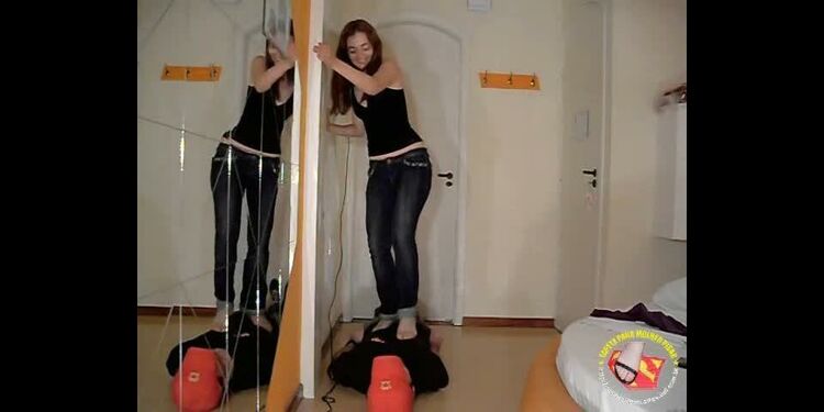 TRAMPLING HARD ON SUPERMAN – SUFFER – FIRST TIME!! From MSN To ‘trampling’ for real!! FULL – 27 min . – High Heels, Young Mistress