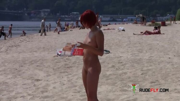 Nude Beach – Exhibitionists Pt 03