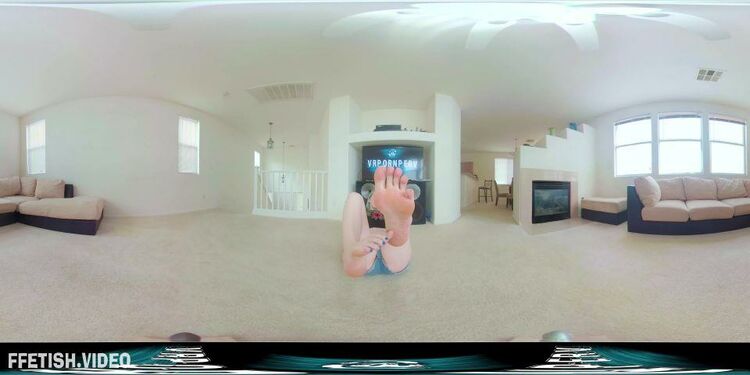 VR Porn Perv – VR360 Feet Porn – Huge Size 11 Feet