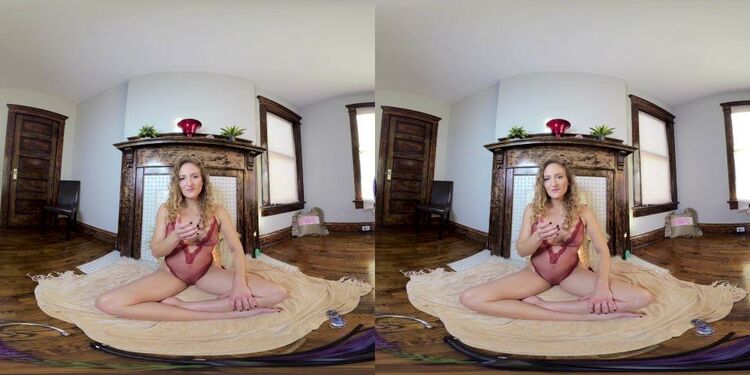 Pussy Massage with The Divinatrix Gear vr