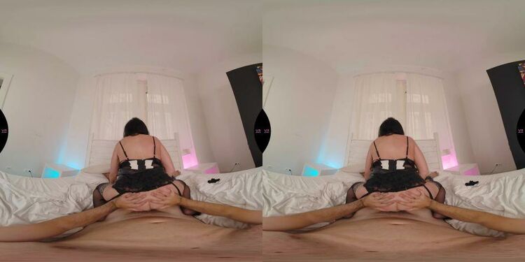 Hot MILF Eating Your Creampie Gear vr