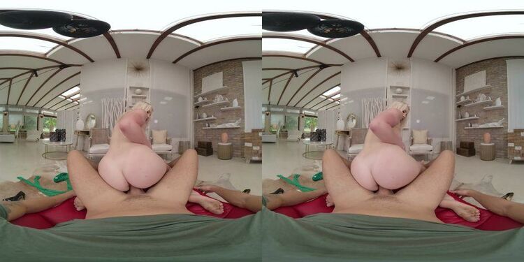 Day and Night - Lola Taylor Oculus Rift