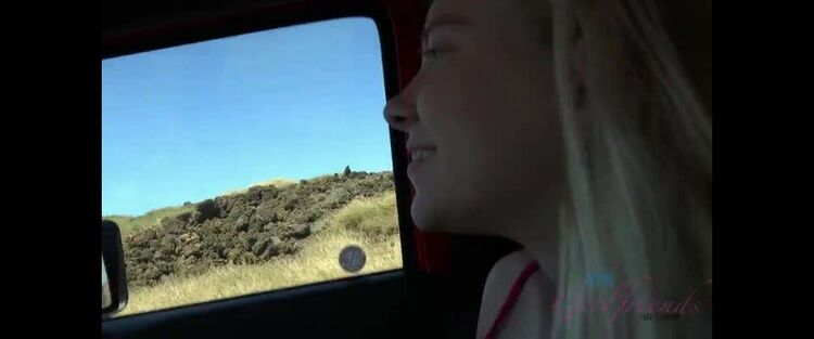 You find a private place to fuck Riley in the car