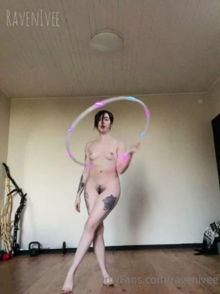 Ravenivee / Onlyfans - some naked led hoop dance 05-10-2021 - Fetish