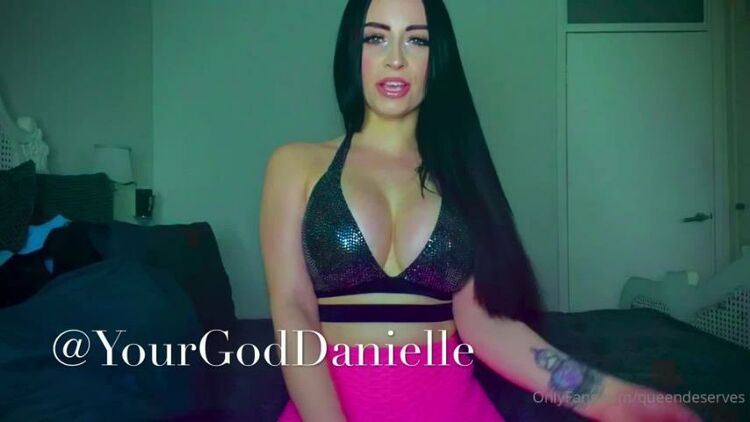 Queen Deserves / Onlyfans Queendeserves - premature virgin loser full clip i know how hard it must be to hold back your load wh 16-07-2020 - Older Woman