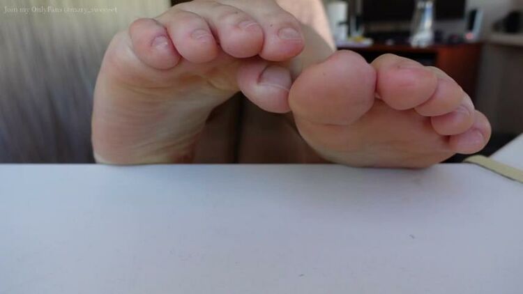 MY TOES 6