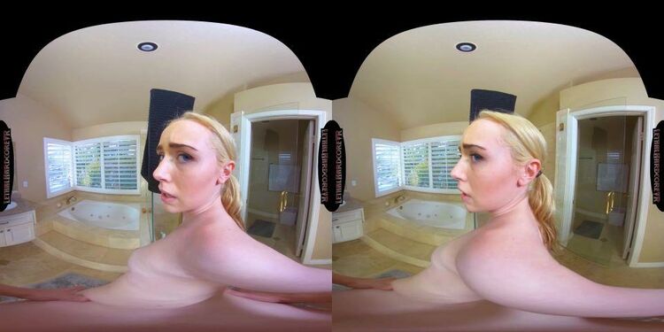 After Shower Creampie – Candy White (Oculus Go)