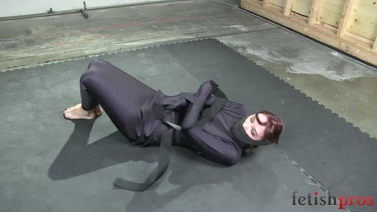 Krysta Kaos / - Hobble Straitjacket Escape - Fetish