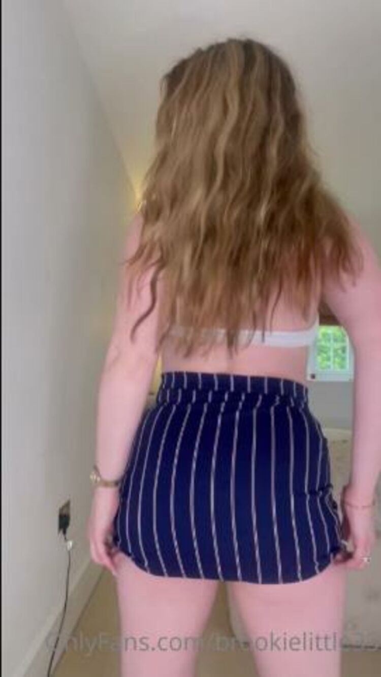 Brookie Little - brookielittle33 / Onlyfans Brookielittle - good evening naughty little college slut here 25-05-2022 - Naughty