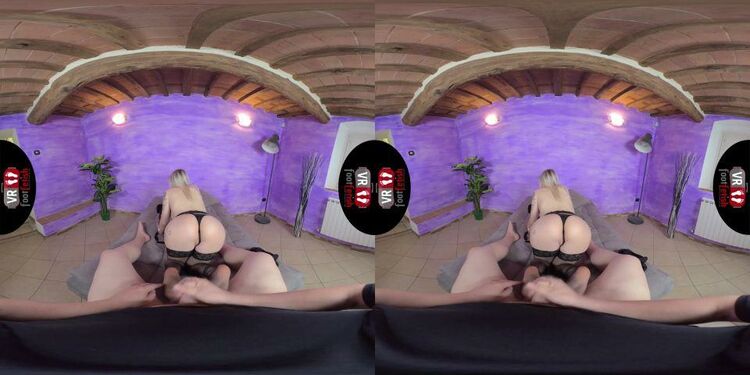 Naughty Schoolgirl Elise Rubs Your Cock With Her Nylon-Clad Feet Oculus Rift