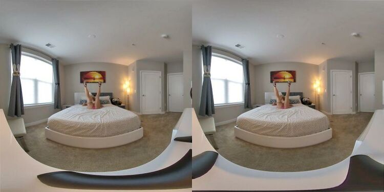 Soleil in the Bedroom Oculus Rift