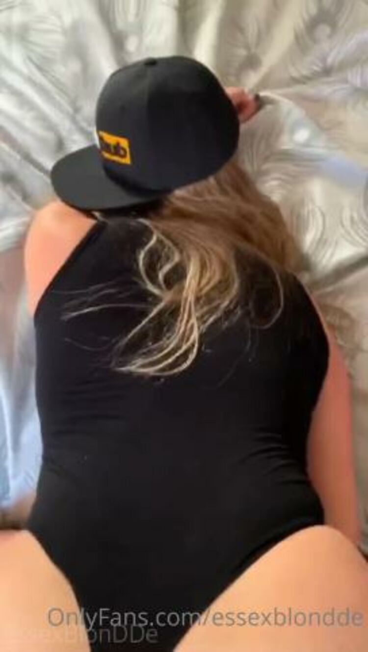 BeachBlonDDe / Onlyfans Beachblondde - blowjobs buttplug titty fuck reverse cowgirl rough anal and a cum shot part had so 23-06-2020 - Butt