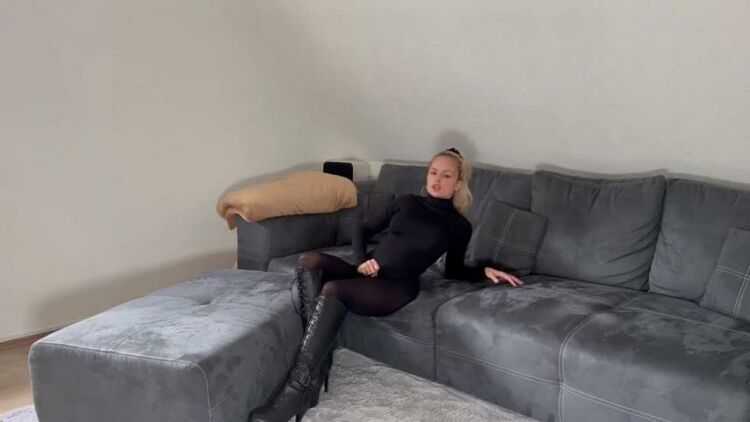 Arya_LaRoca - CEI - Softcore - Heute probierst du dein Sperma