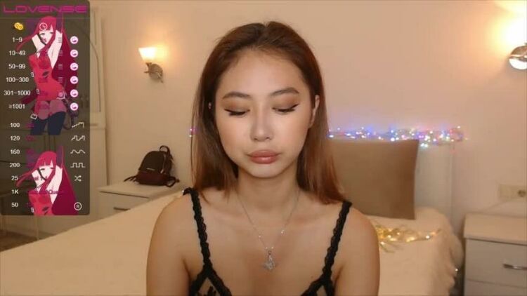 Julia_hub / - Asian girl amateur cam porn Chaturbate - Cams