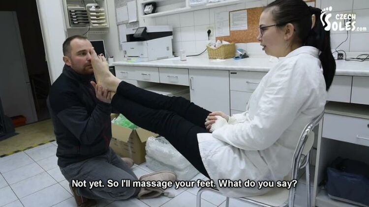 Czech Soles – Dita, Jack – Stalker worships big bare feet of one cute pharmacist