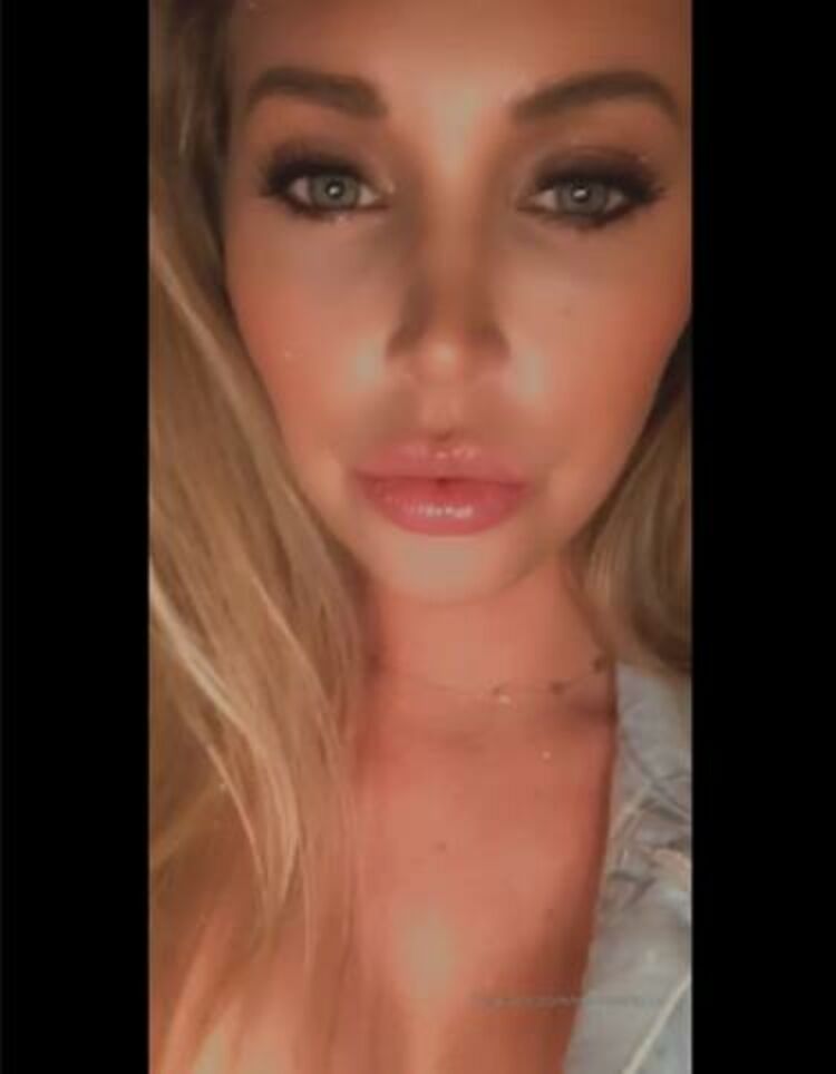 Samantha Saint - misssaintxxx / Onlyfans Misssaintxxx - happy friday 29-02-2020 - Riding