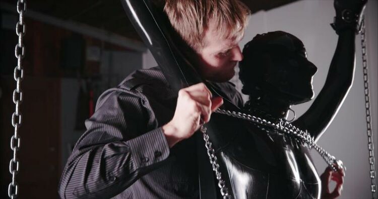 ReflectiveDesire - Latex Girls - Choke Chain [UltraHD/4K 2160p]