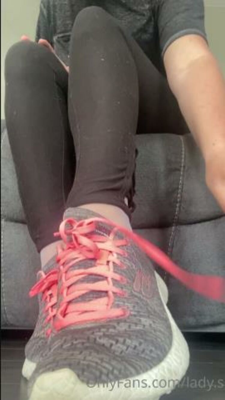 Lady S - shandiibear / Onlyfans Ladys - right after a sweaty bike ride are your nostrils ready full video in your message box 11-06-2021 - Riding