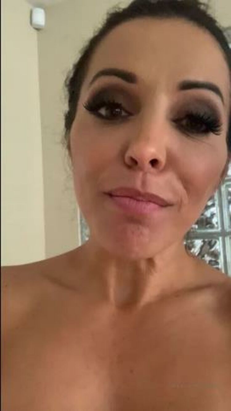 Francesca Le - francescalexxx / Onlyfans Francescalexxx - morning message for my lovers 10-12-2019 - French