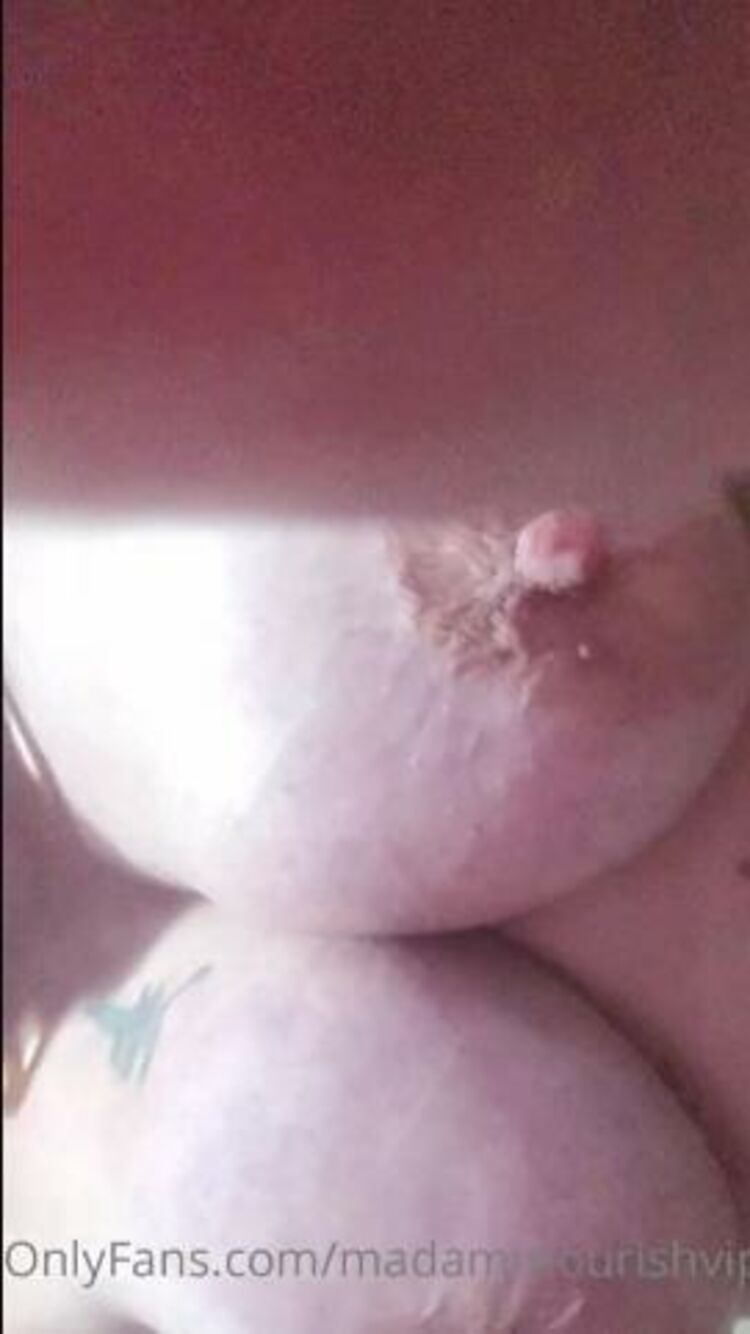 Madammourishvip / Onlyfans - who likes bouncy titties x 24-01-2022 - Tits